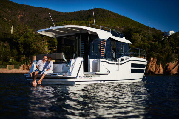 Internet_Northman_Traweler_1050_Cannes_088