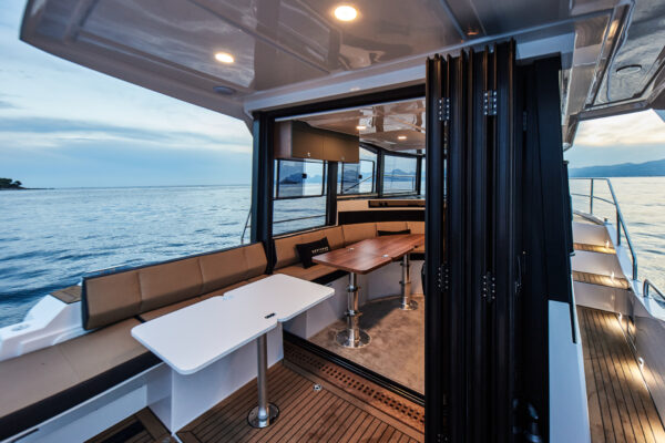 Internet_Northman_Traweler_1050_Cannes_112